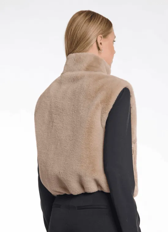 Rino & Pelle Women's Nikki Faux Fur Vest - Image 2