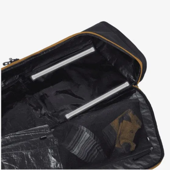 Thule RoundTrip Snowboard Roller Bag 165cm - Image 3